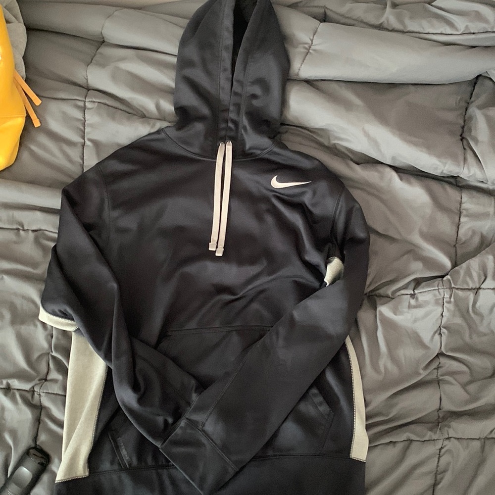 Black and grey Nike hoodie mens medium